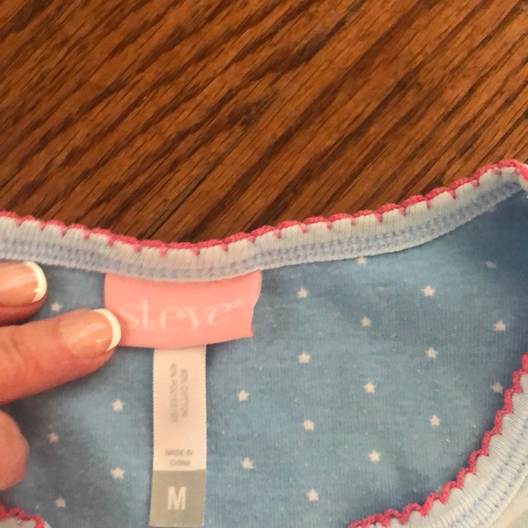 Women’s pajama set size medium - Picture 6 of 8